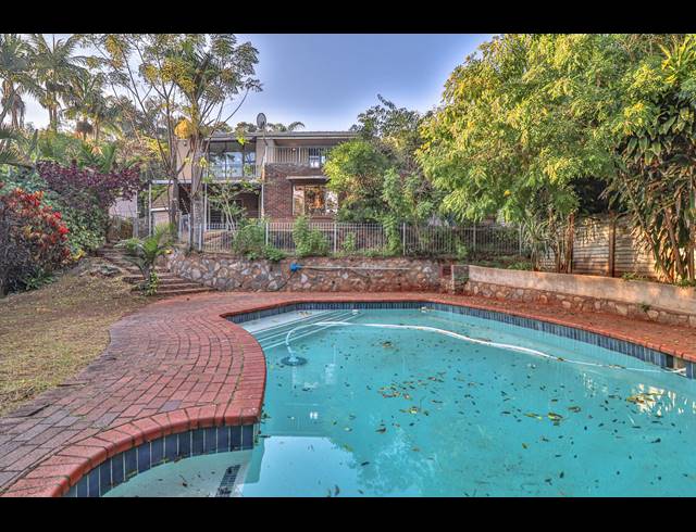 4 BEDROOM HOUSE FOR SALE IN WESTRIDGE